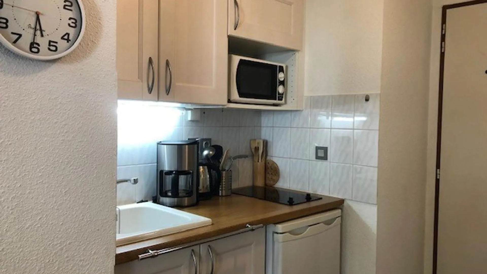 Studio Cosy En Centre-Ville, A Proximite Des Thermes Et Des Pistes Du Domaine Des Trois Vallees - Fr-1-512-228 Брид-Ле-Бэн 0*,  Франция