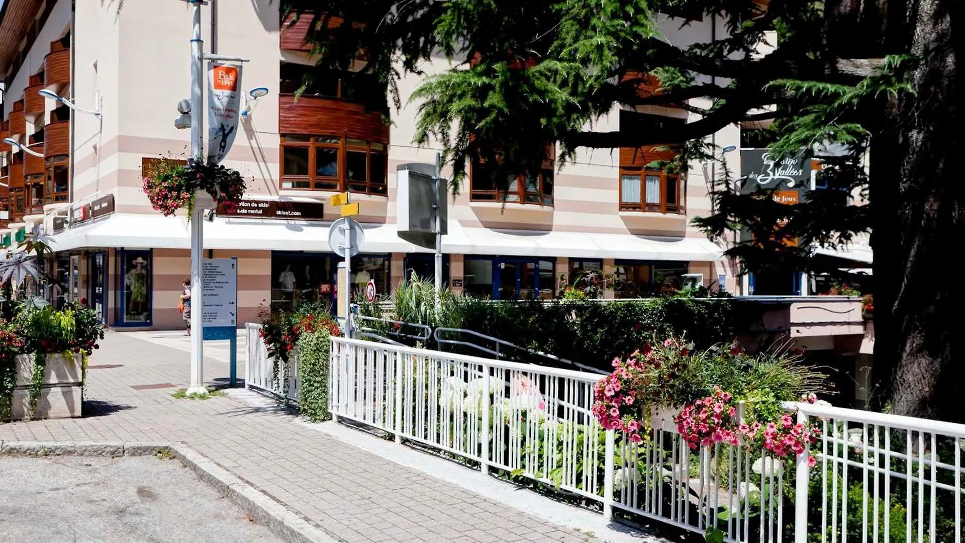 Апартаменты Studio Cosy En Centre-Ville, A Proximite Des Thermes Et Des Pistes Du Domaine Des Trois Vallees - Fr-1-512-228 Брид-Ле-Бэн